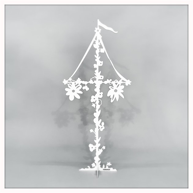 midsommarstång liten vit 1