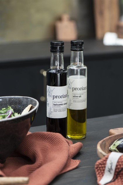 Kökshandduk Mynte rustik brun stickad 2