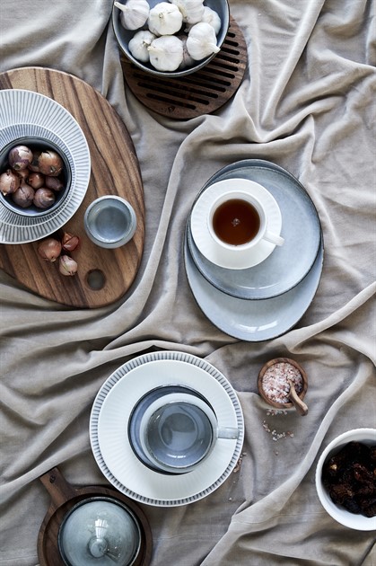 Amera dinner plate 29x22.5 cm 4/4