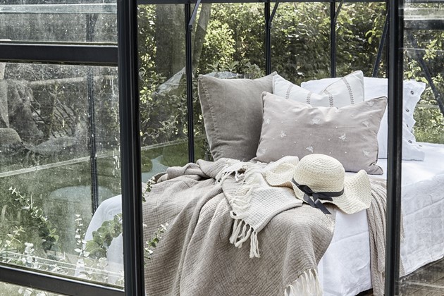 Bilia cushion 50x50 cm 6/6